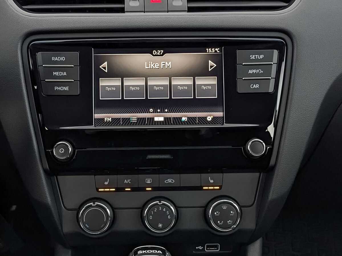 Б/У Шкода Октавия 2019 года. Фото: #14