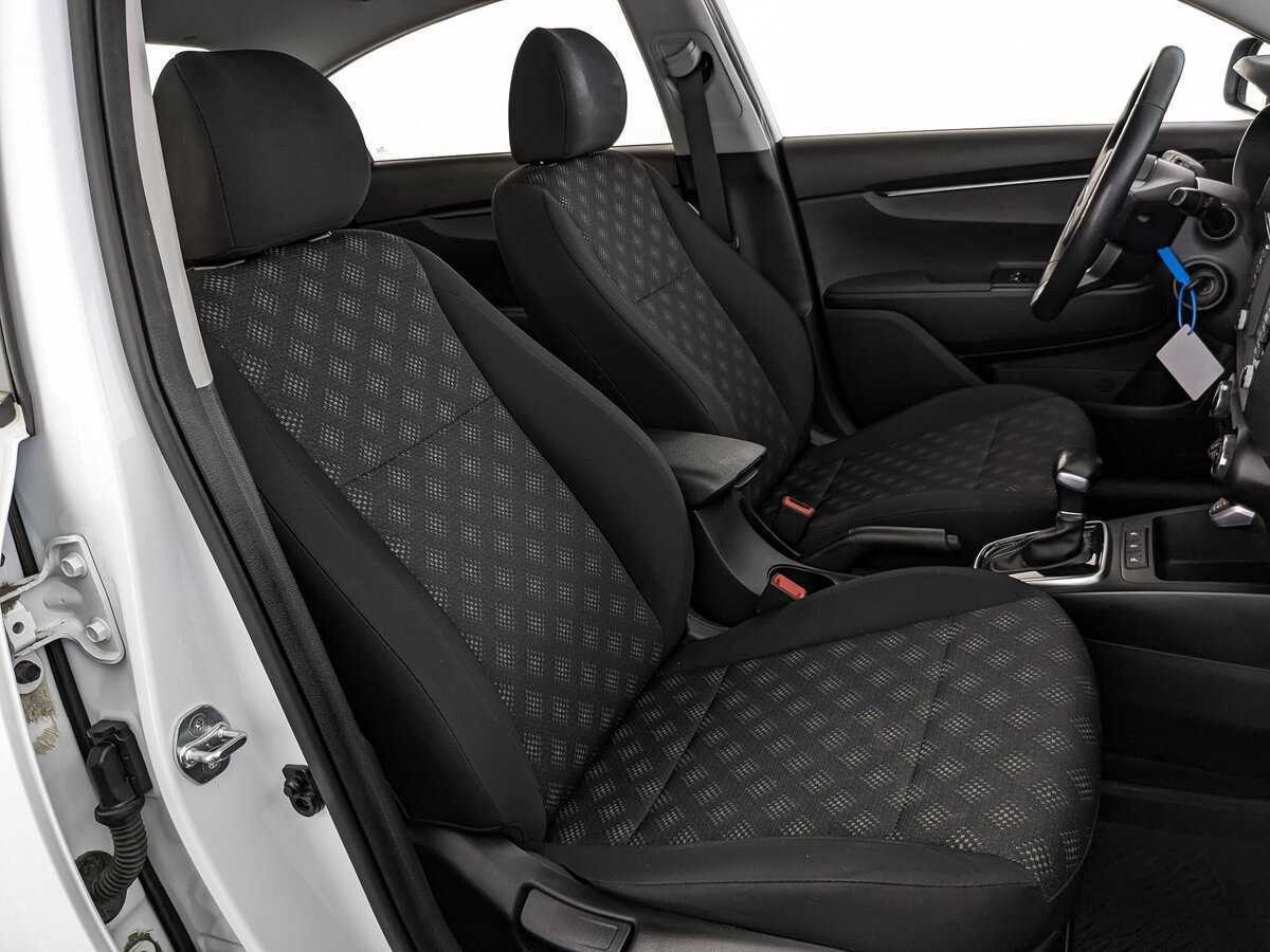 Б/У Киа Рио 2018 года. Фото: #21