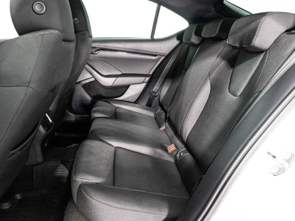 Б/У Шкода Октавия 2021 года. Фото: #9