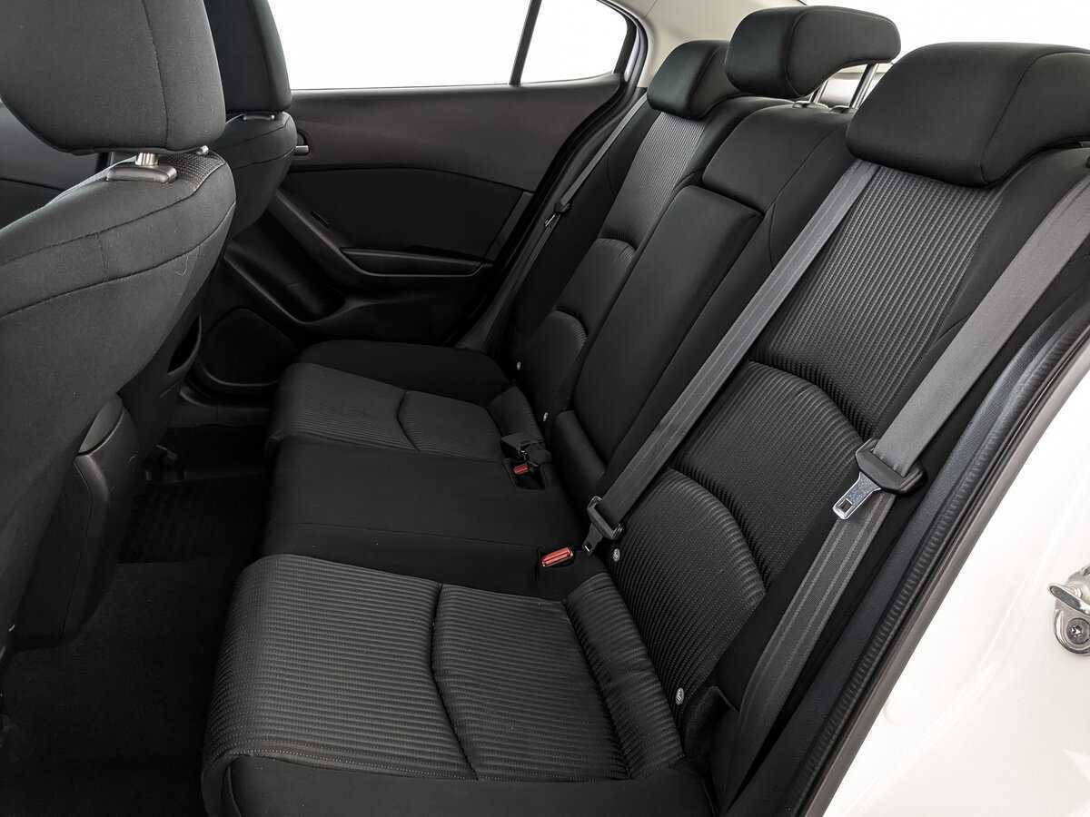 Б/У Мазда 3 2014 года. Фото: #17