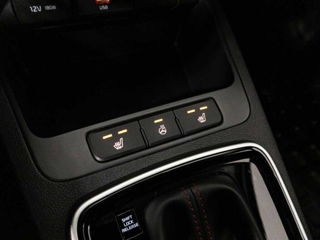 Б/У Киа Рио 2021 года. Фото: #21