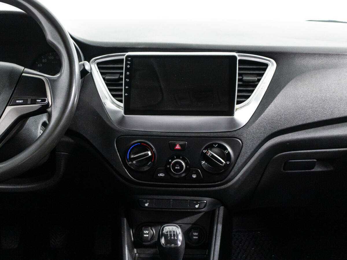 Б/У Хендай Солярис 2017 года. Фото: #13