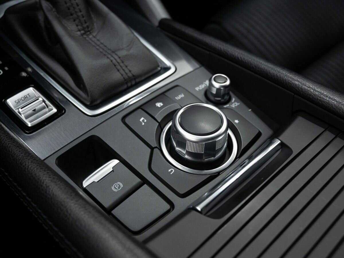 Б/У Мазда 6 2017 года. Фото: #23