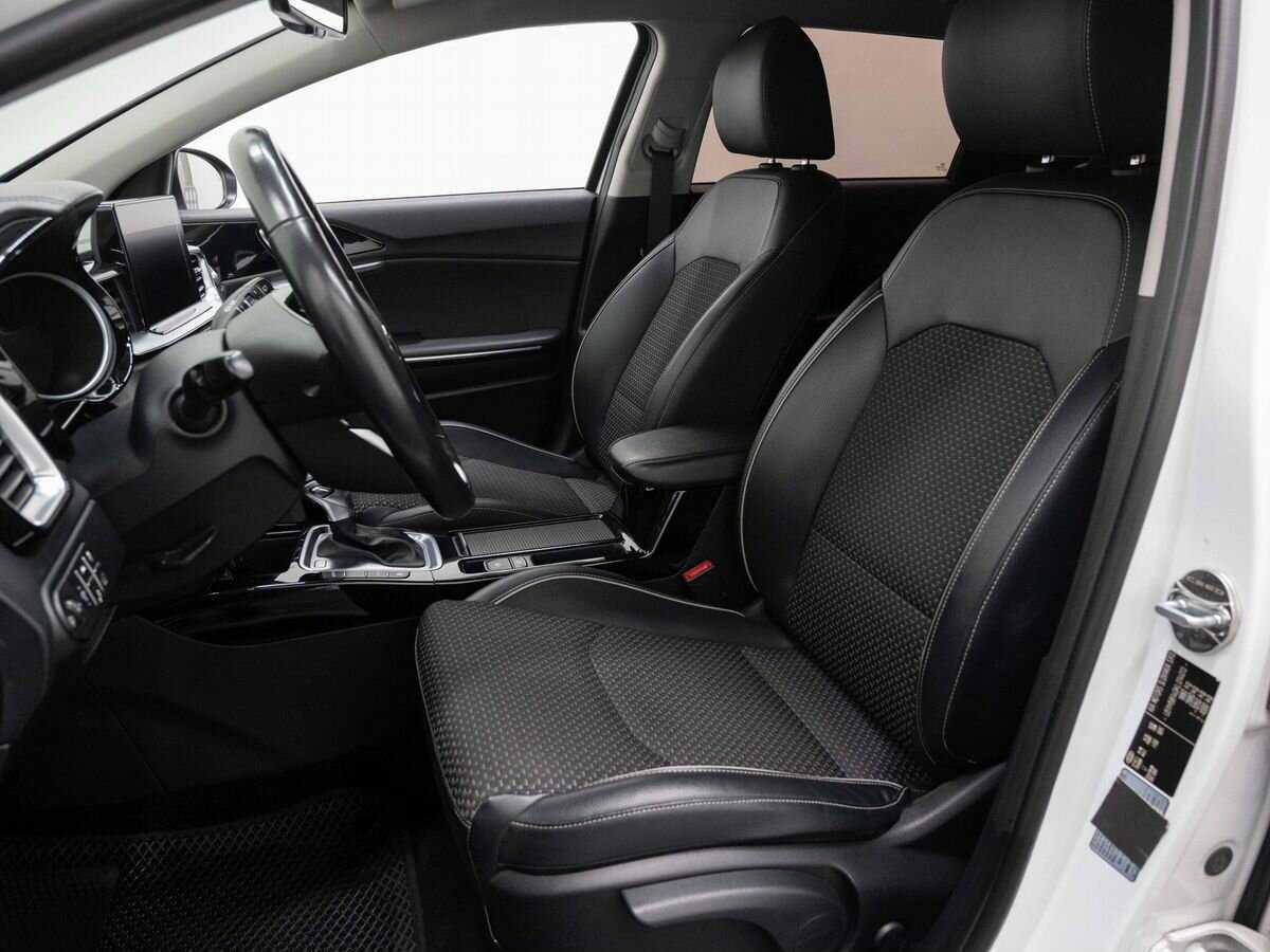 Б/У Киа Сид 2018 года. Фото: #7