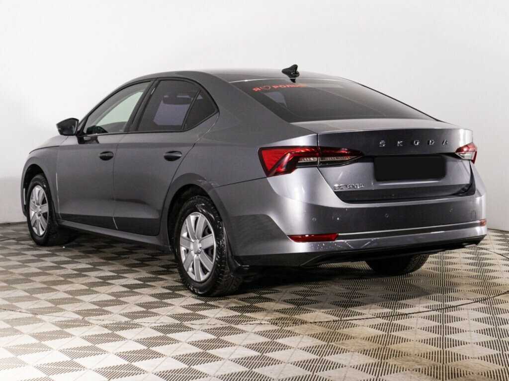 Б/У Шкода Октавия 2021 года. Фото: #6