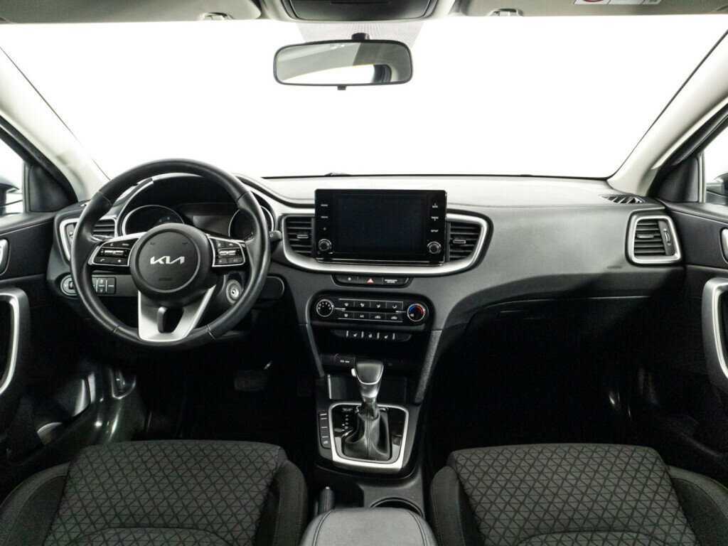 Б/У Киа Сид 2022 года. Фото: #12