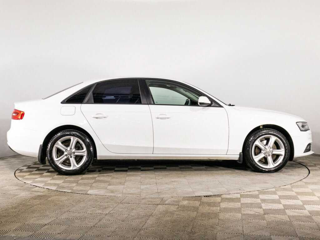 Б/У Ауди А4 2015 года. Фото: #3