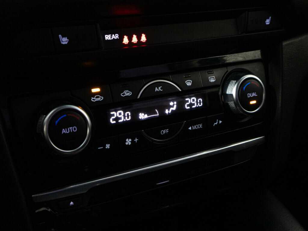 Б/У Мазда 6 2015 года. Фото: #15