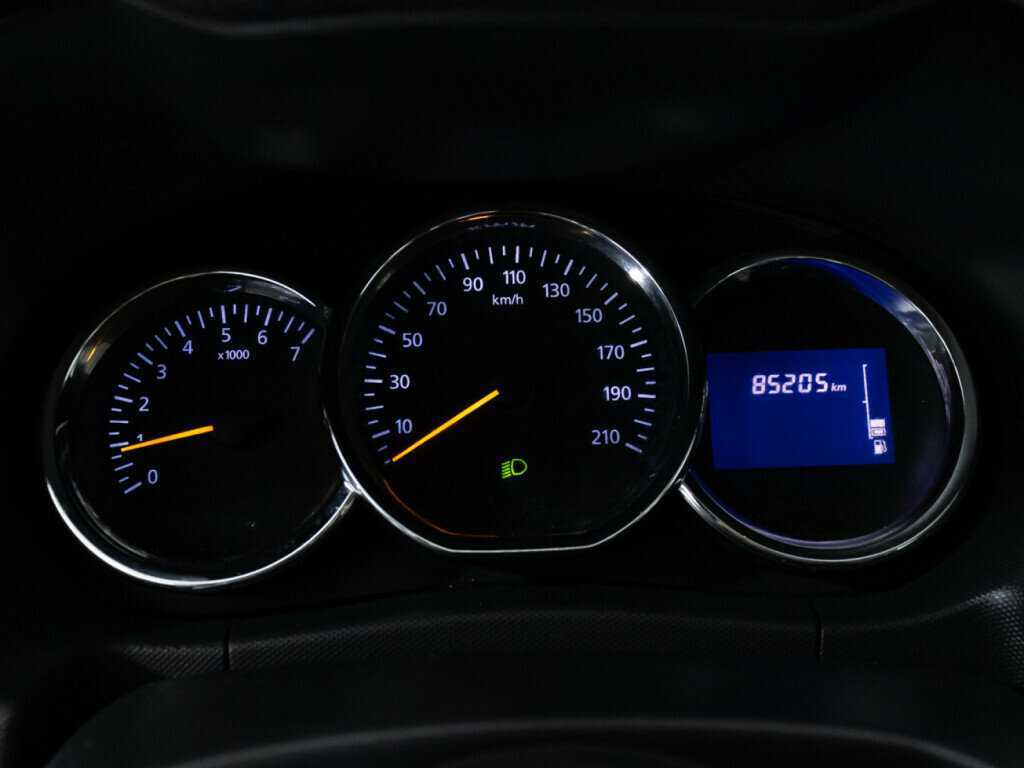 Б/У Рено Дастер 2017 года. Фото: #8