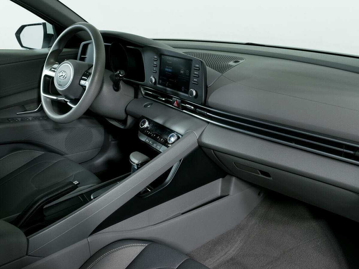 Б/У Хендай Елантра 2021 года. Фото: #6