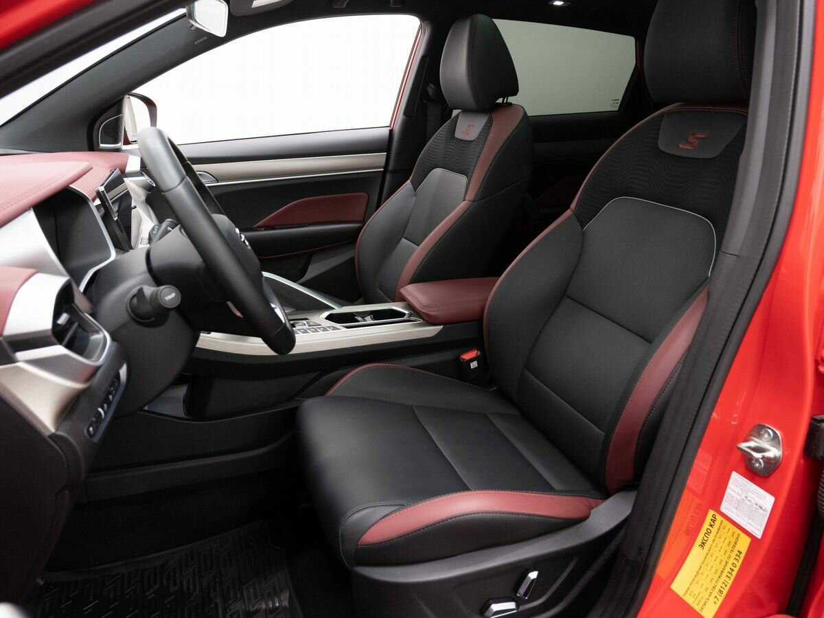 Б/У Джили Кулрэй 2023 года. Фото: #7