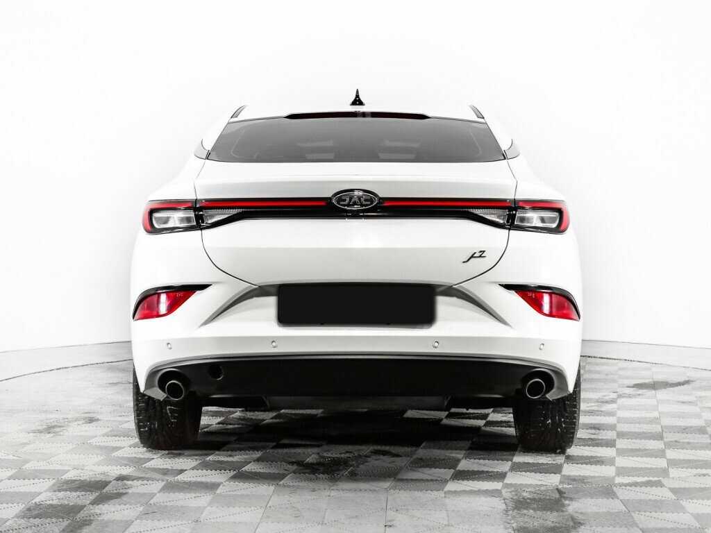 Б/У Джак Джи7 2022 года. Фото: #5