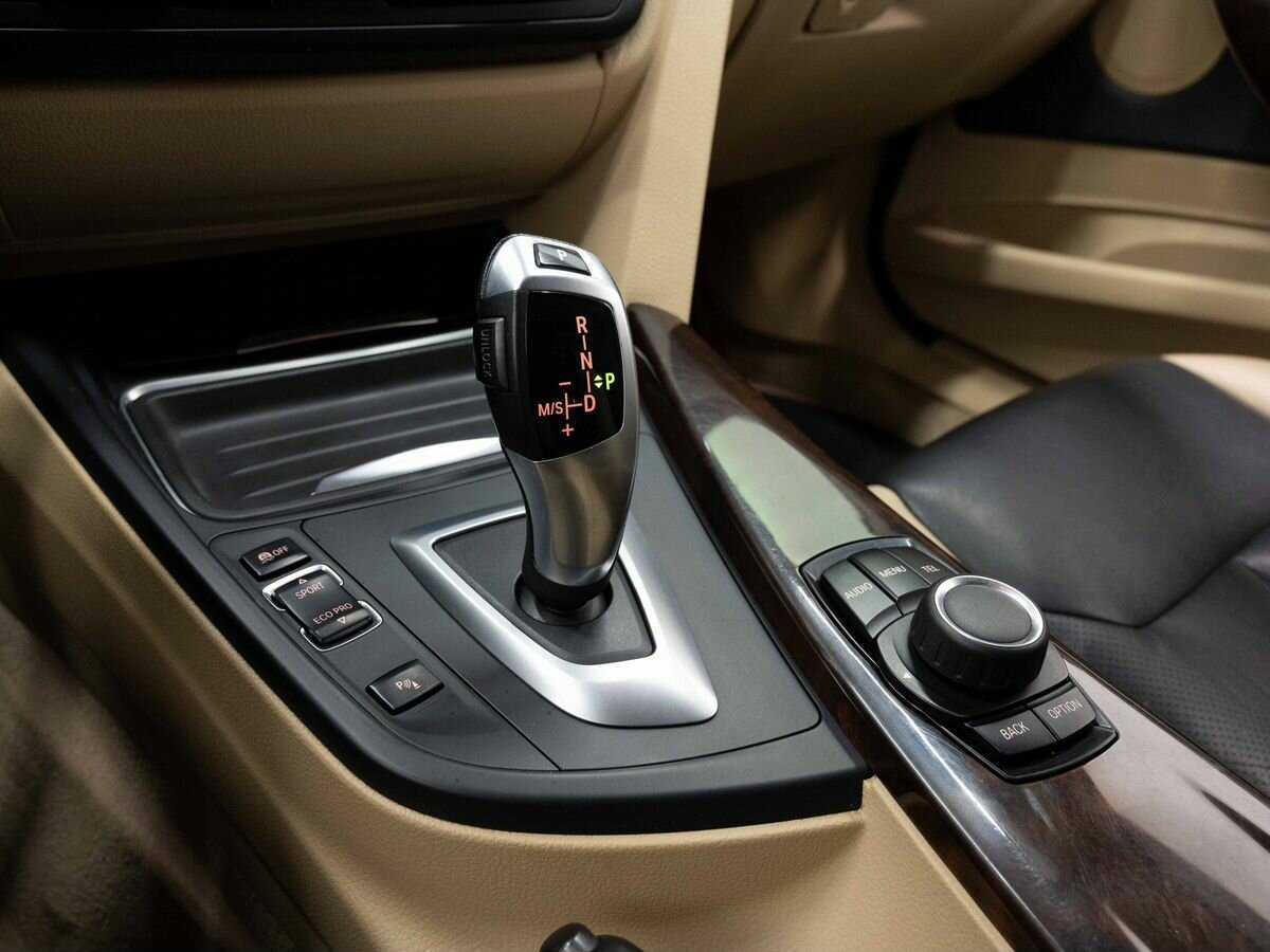 Б/У БМВ 3 серии 2013 года. Фото: #21