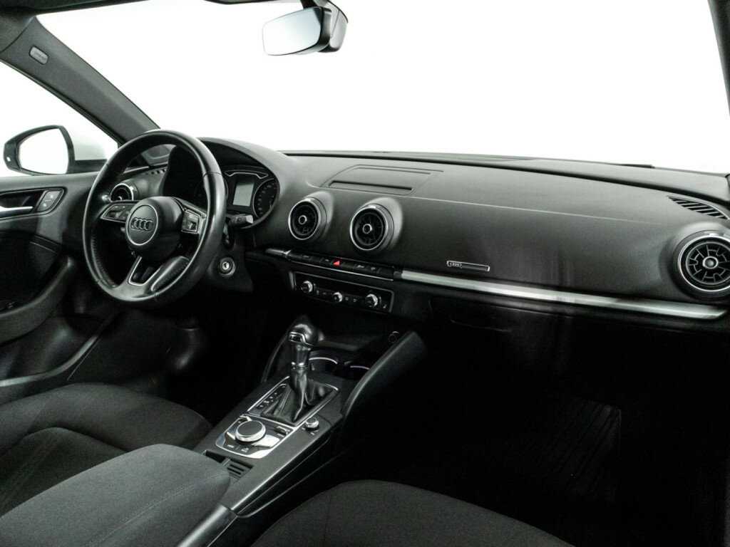 Б/У Ауди А3 2019 года. Фото: #8