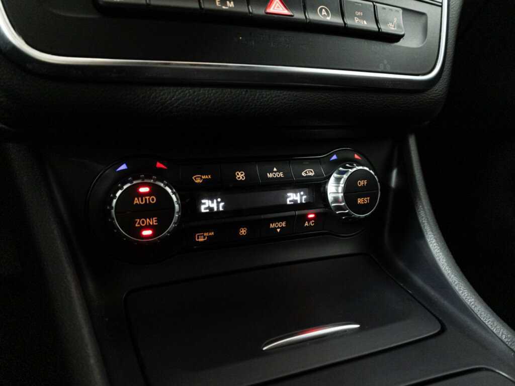 Б/У Мерседес-Бенц КЛА 2015 года. Фото: #15