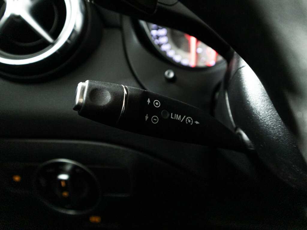 Б/У Мерседес-Бенц КЛА 2015 года. Фото: #16