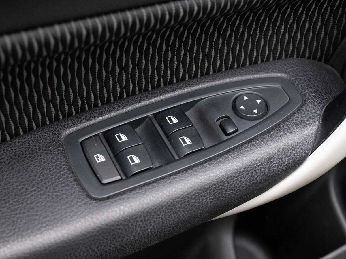 Б/У БМВ 1 серии 2013 года. Фото: #13