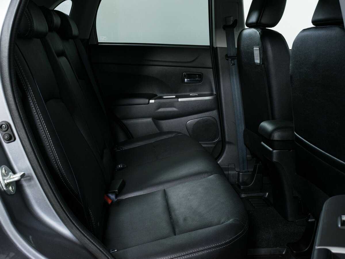 Б/У Митсубиши АС-Икс 2019 года. Фото: #9