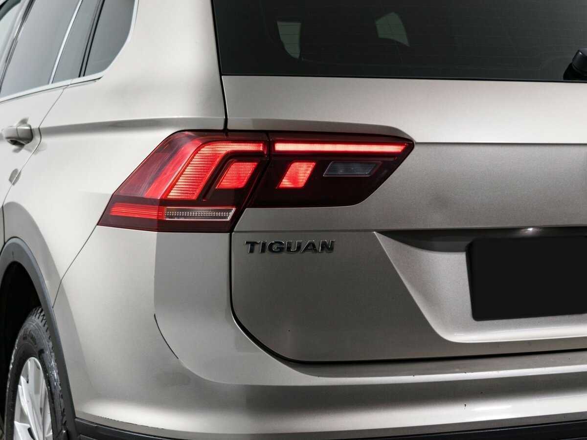 Б/У Фольксваген Тигуан 2018 года. Фото: #14