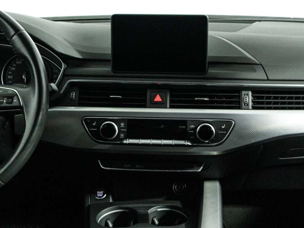 Б/У Ауди А4 2019 года. Фото: #13