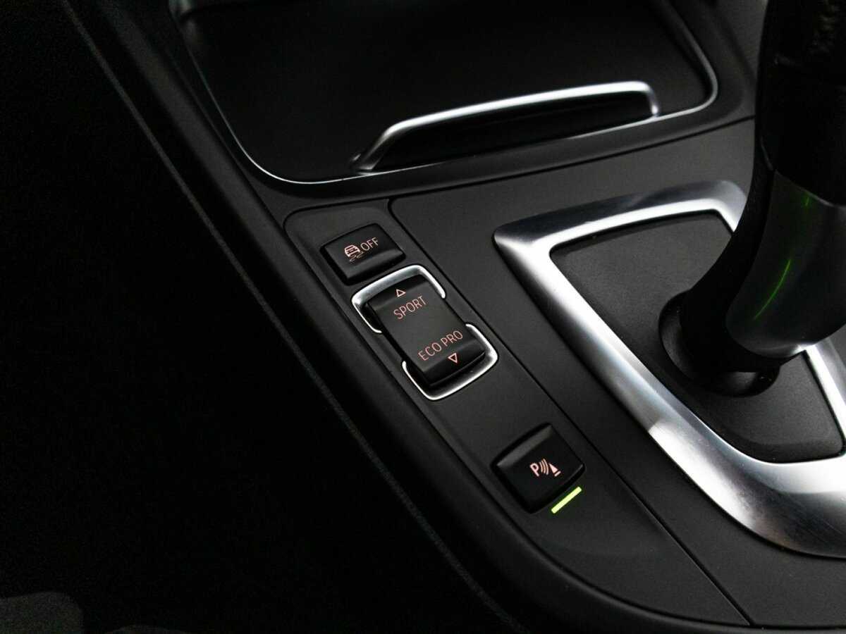 Б/У БМВ 3 серии 2016 года. Фото: #17