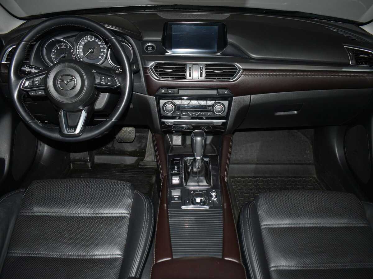 Б/У Мазда 6 2017 года. Фото: #11