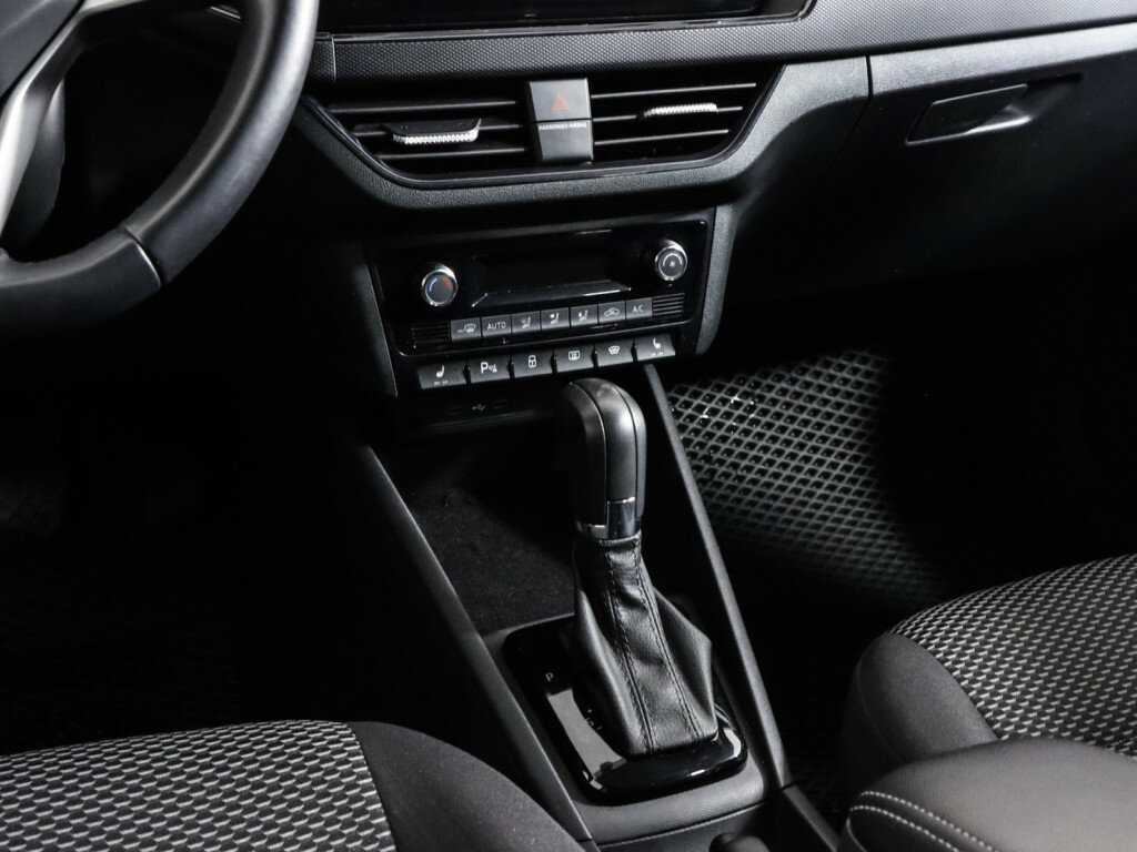 Б/У Фольксваген Поло 2021 года. Фото: #9