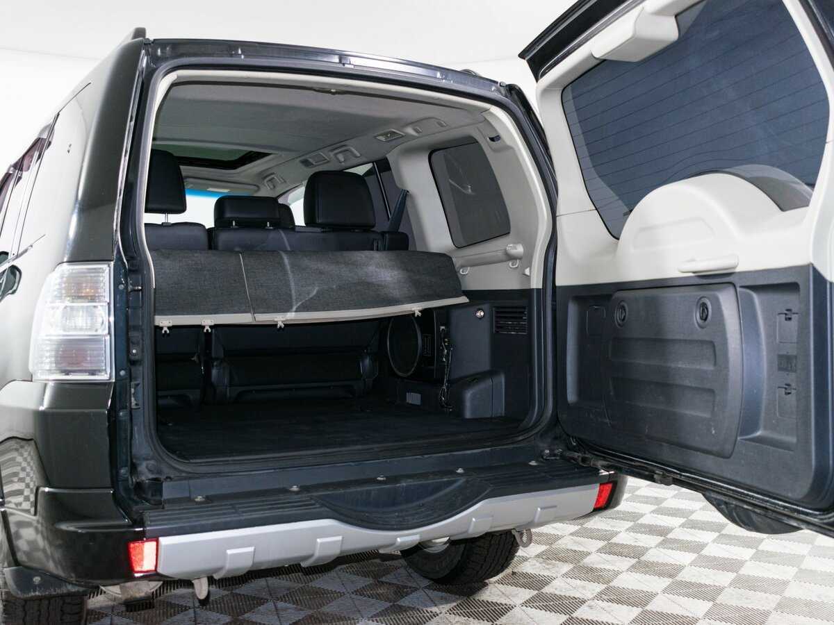 Б/У Митсубиши Паджеро 2013 года. Фото: #5