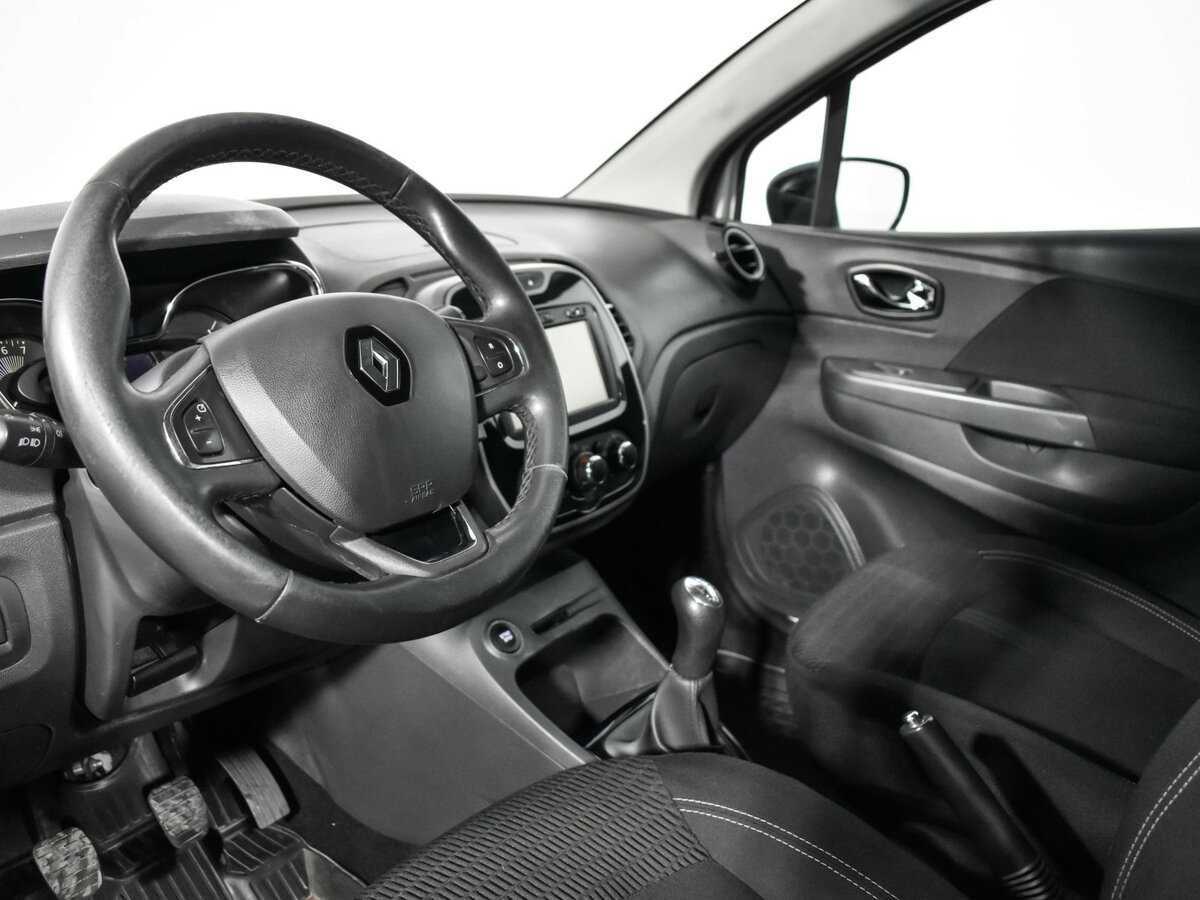 Б/У Рено Каптюр 2016 года. Фото: #12