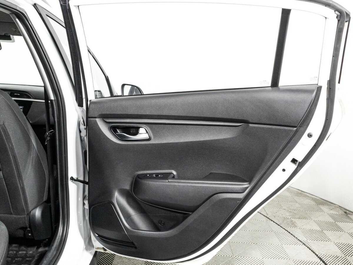 Б/У Киа Рио 2021 года. Фото: #24