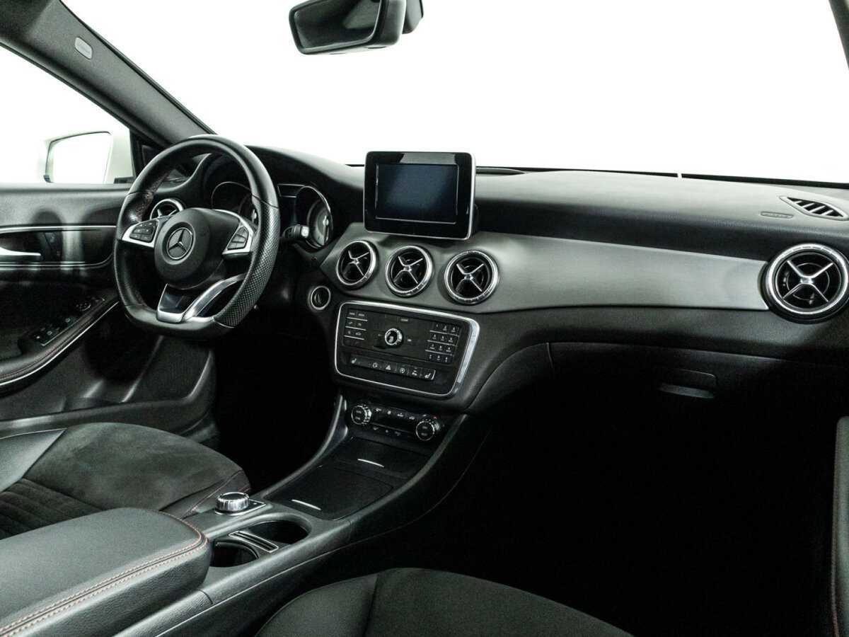 Б/У Мерседес-Бенц КЛА 2015 года. Фото: #8