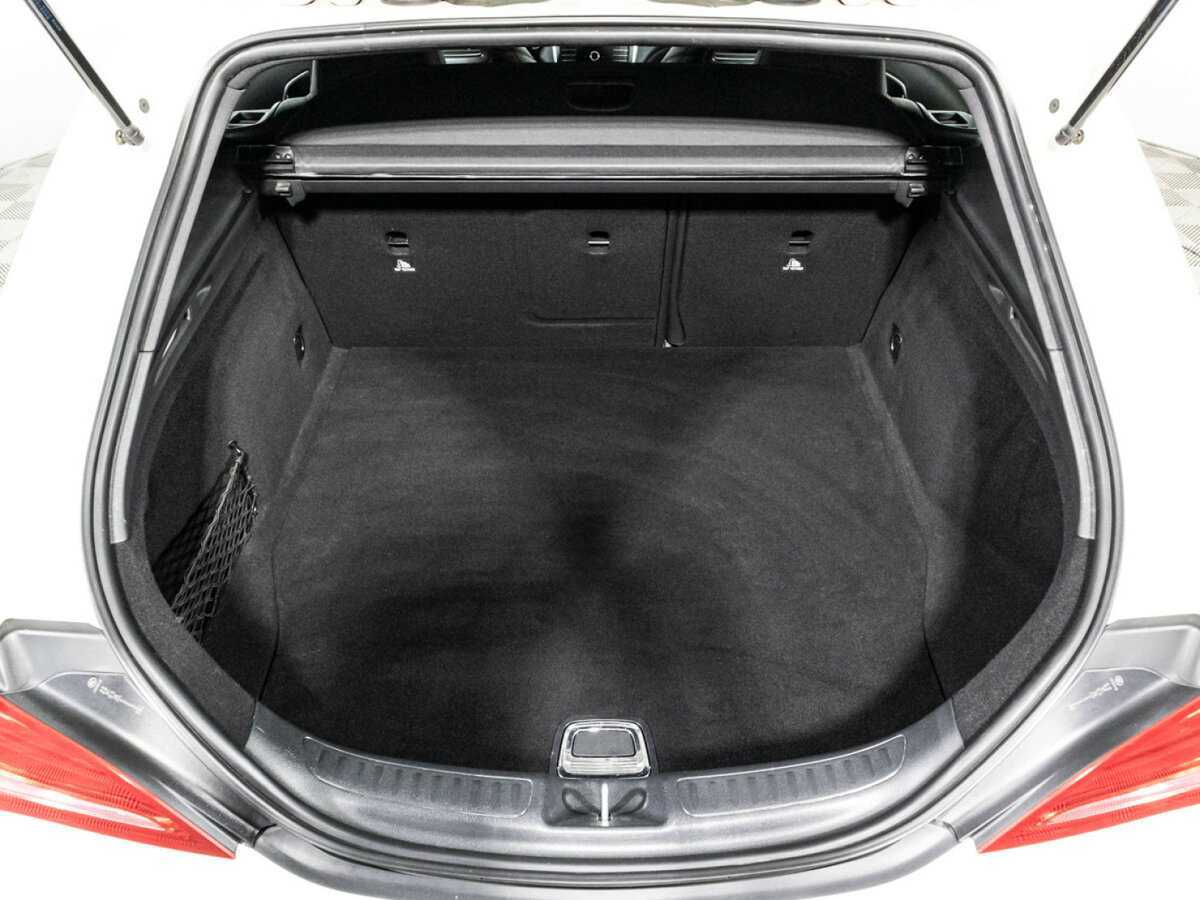 Б/У Мерседес-Бенц КЛА 2015 года. Фото: #14