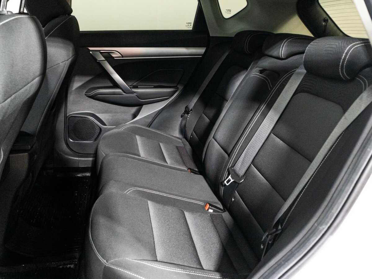 Б/У Джили Кулрэй 2020 года. Фото: #9