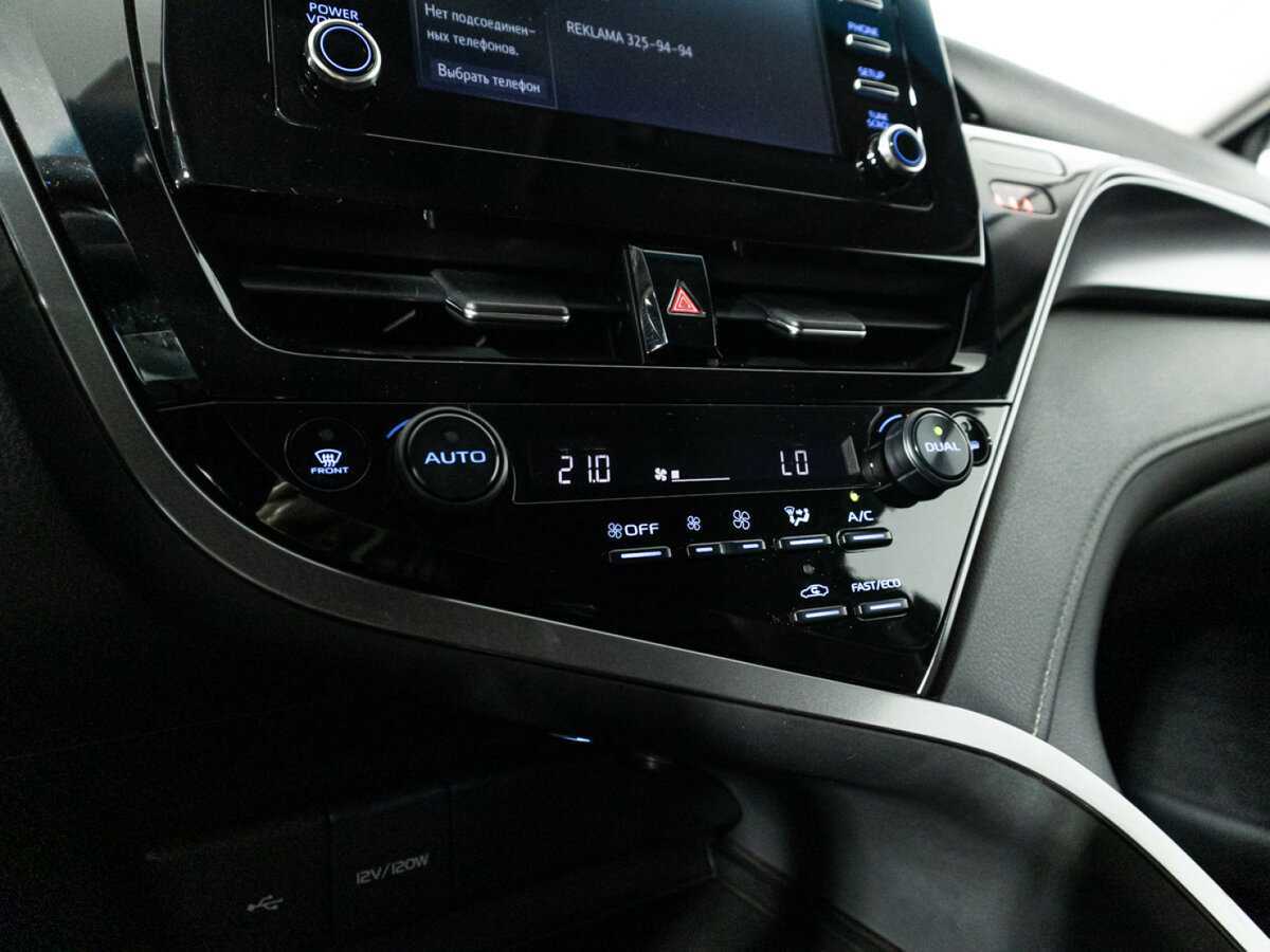 Б/У Тойота Камри 2022 года. Фото: #15