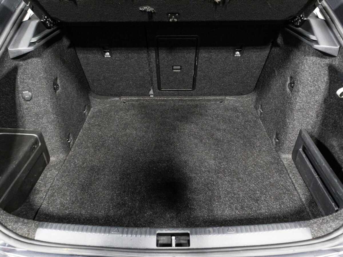 Б/У Шкода Октавия 2020 года. Фото: #14