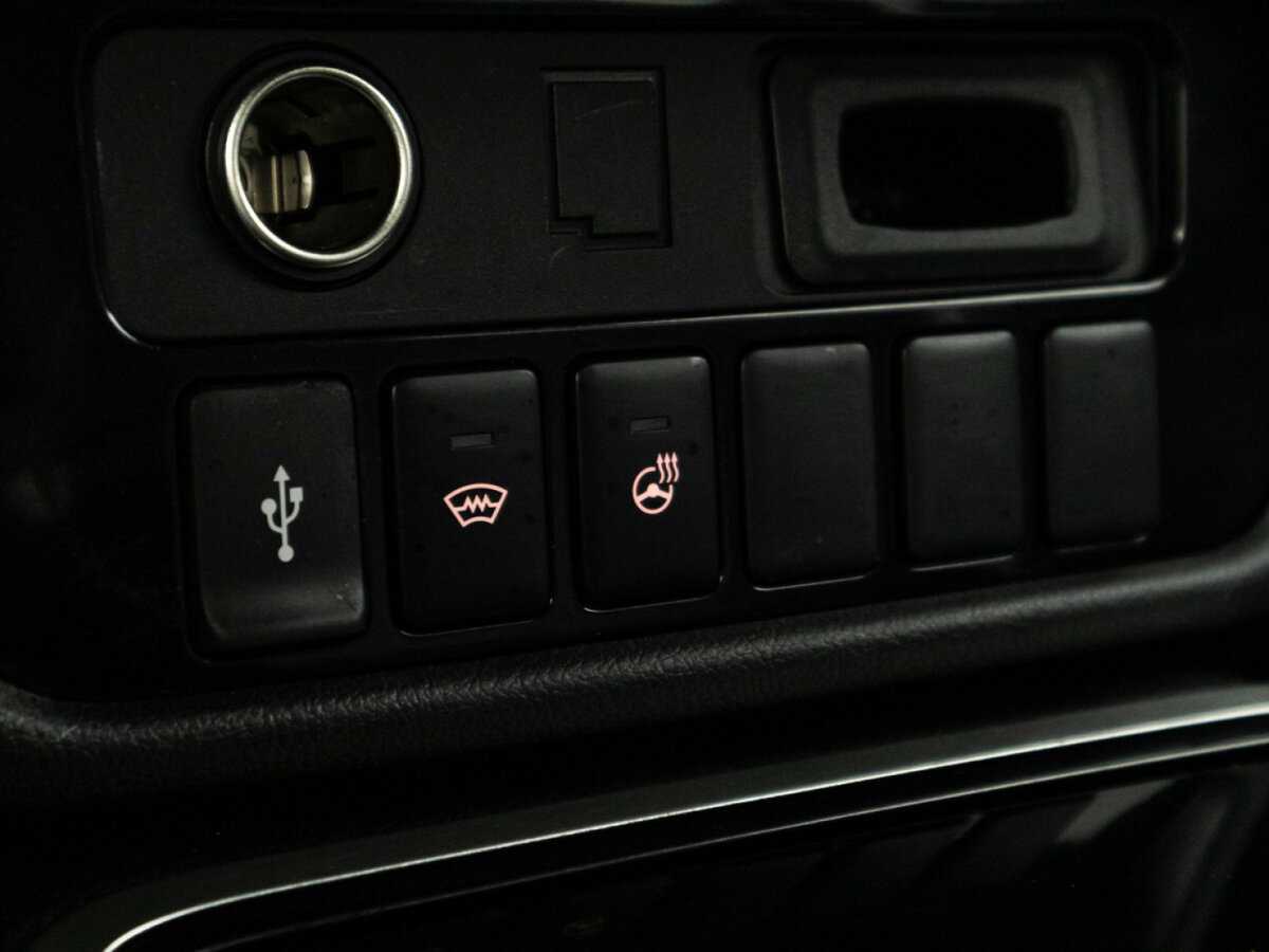 Б/У Митсубиши Оутлэндер 2021 года. Фото: #16