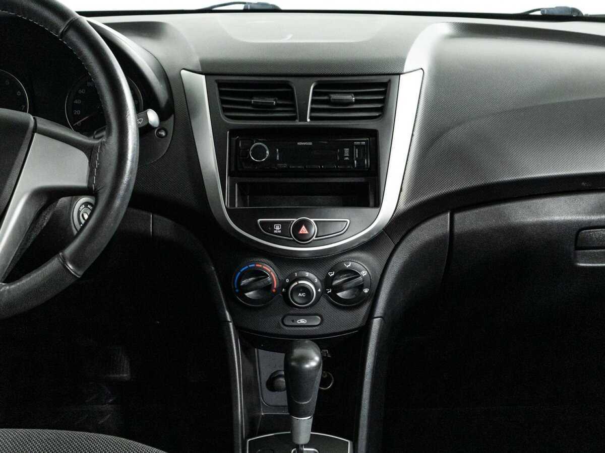 Б/У Хендай Солярис 2014 года. Фото: #13