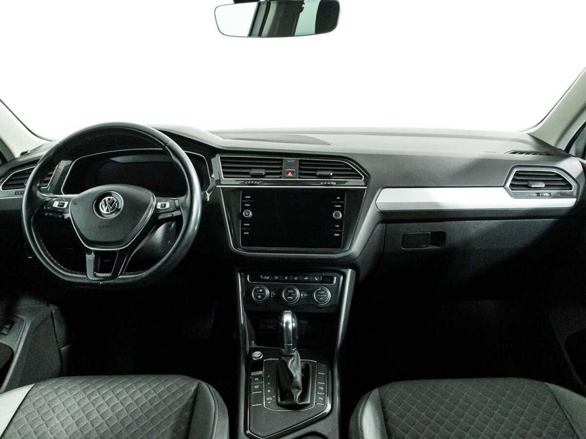 Б/У Фольксваген Тигуан 2018 года. Фото: #11