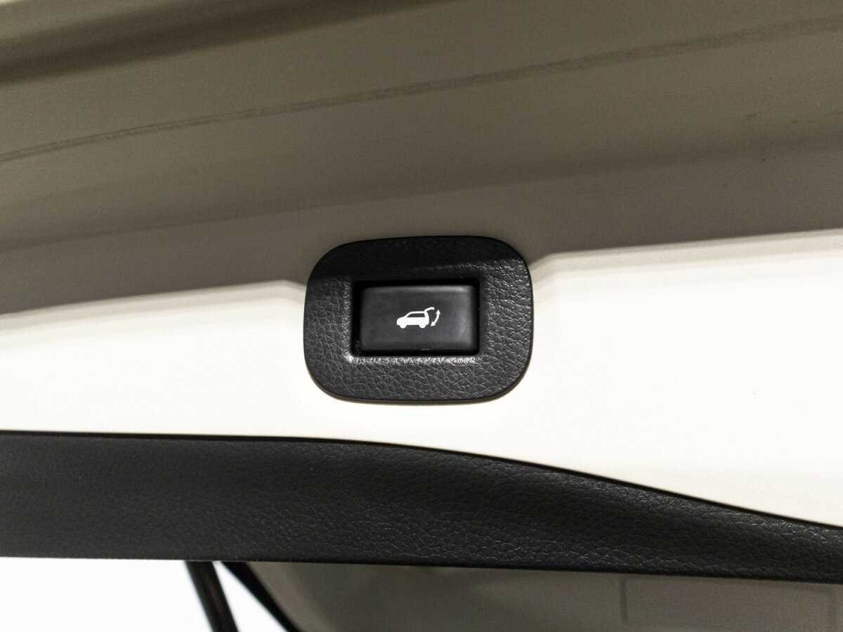 Б/У Ниссан Икс-Трейл 2018 года. Фото: #15