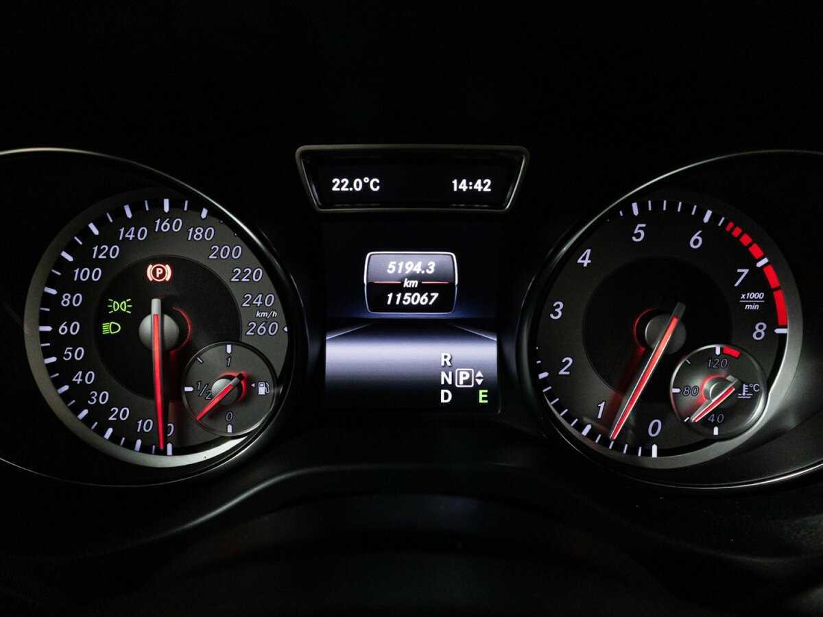 Б/У Мерседес-Бенц КЛА 2015 года. Фото: #11