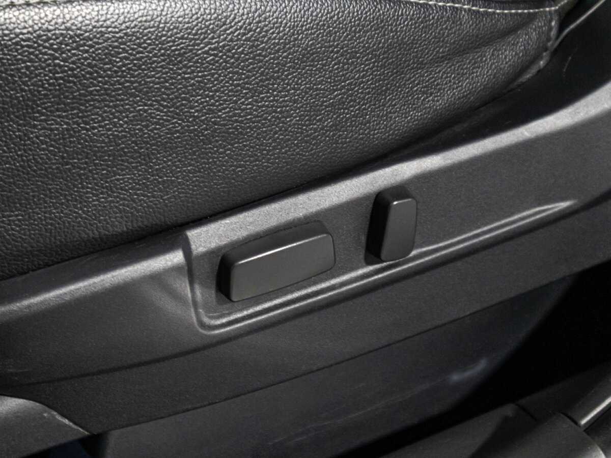 Б/У Митсубиши Оутлэндер 2016 года. Фото: #19