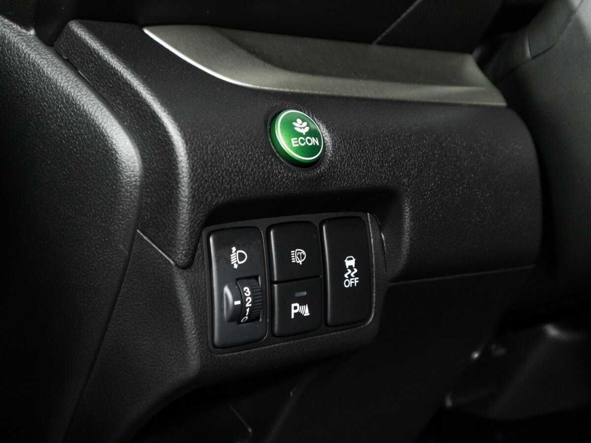 Б/У Хонда ЦР-В 2014 года. Фото: #17