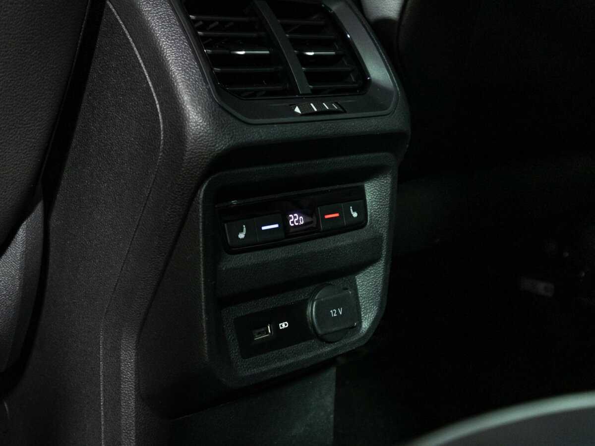 Б/У Фольксваген Тигуан 2019 года. Фото: #21