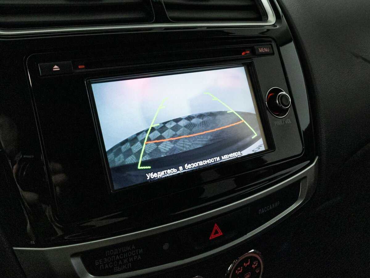 Б/У Митсубиши АС-Икс 2014 года. Фото: #14