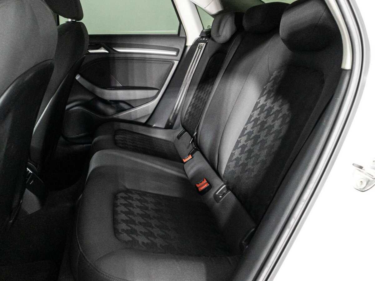 Б/У Ауди А3 2015 года. Фото: #9