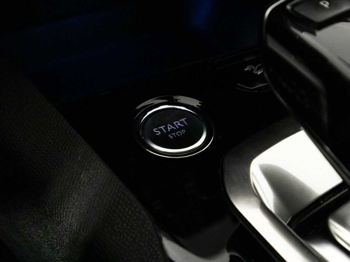 Б/У Пежо 3008 2017 года. Фото: #18