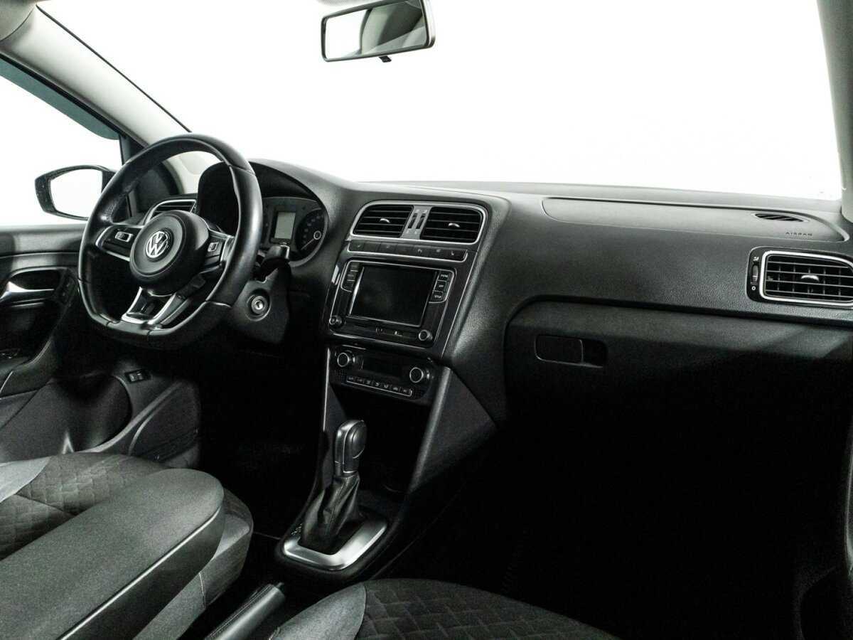 Б/У Фольксваген Поло 2018 года. Фото: #8