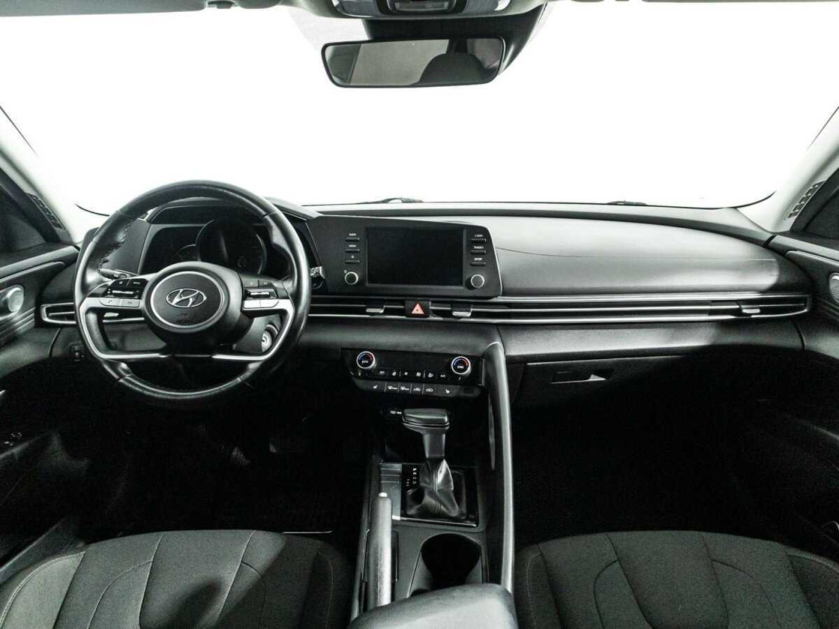 Б/У Хендай Елантра 2021 года. Фото: #12