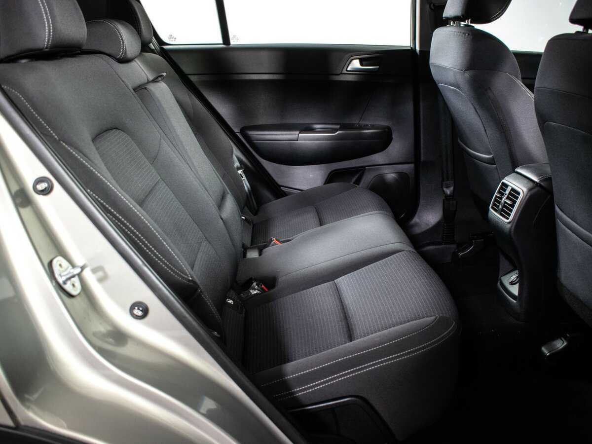 Б/У Киа Спортейдж 2017 года. Фото: #7