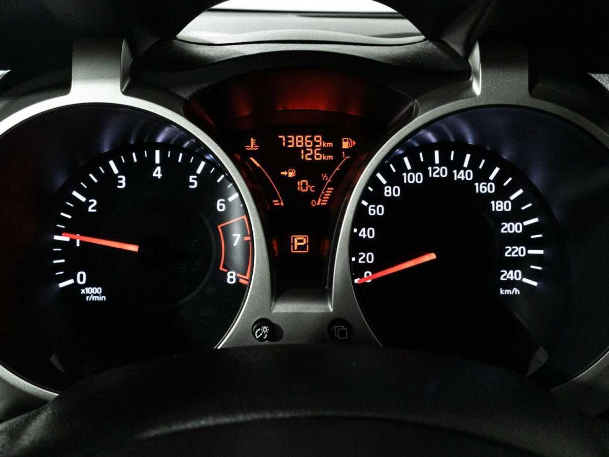 Б/У Ниссан Жук 2015 года. Фото: #11